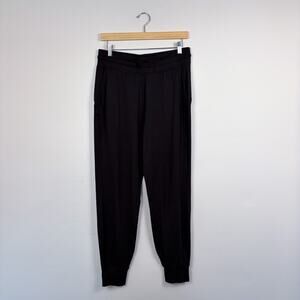 Lulumon Joggers Black 8